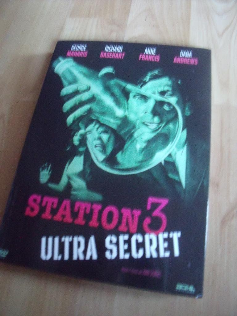 Station 3 ultra secret R Basehart, G Maharis, A Francis, 1960 tot 1980, Verzenden, Vanaf 9 jaar, Zo goed als nieuw