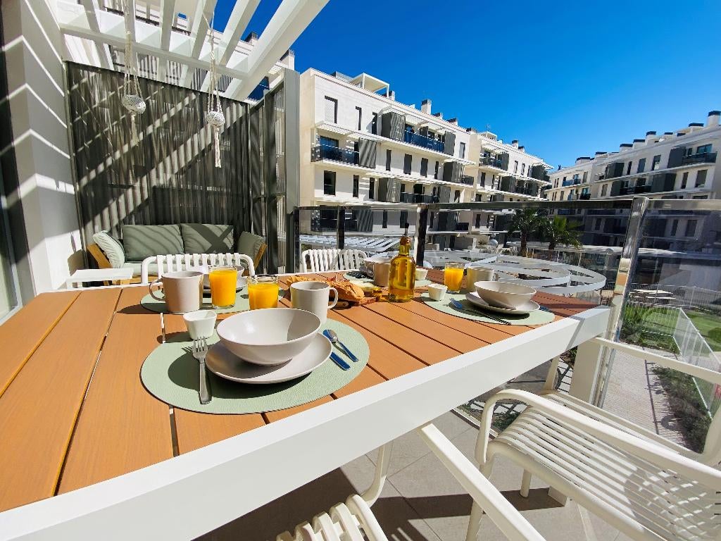 Modern appartement Dénia – Zwembaden, Terras  & Toplocatie, 2 slaapkamers, Costa Blanca, Appartement, Wasmachine