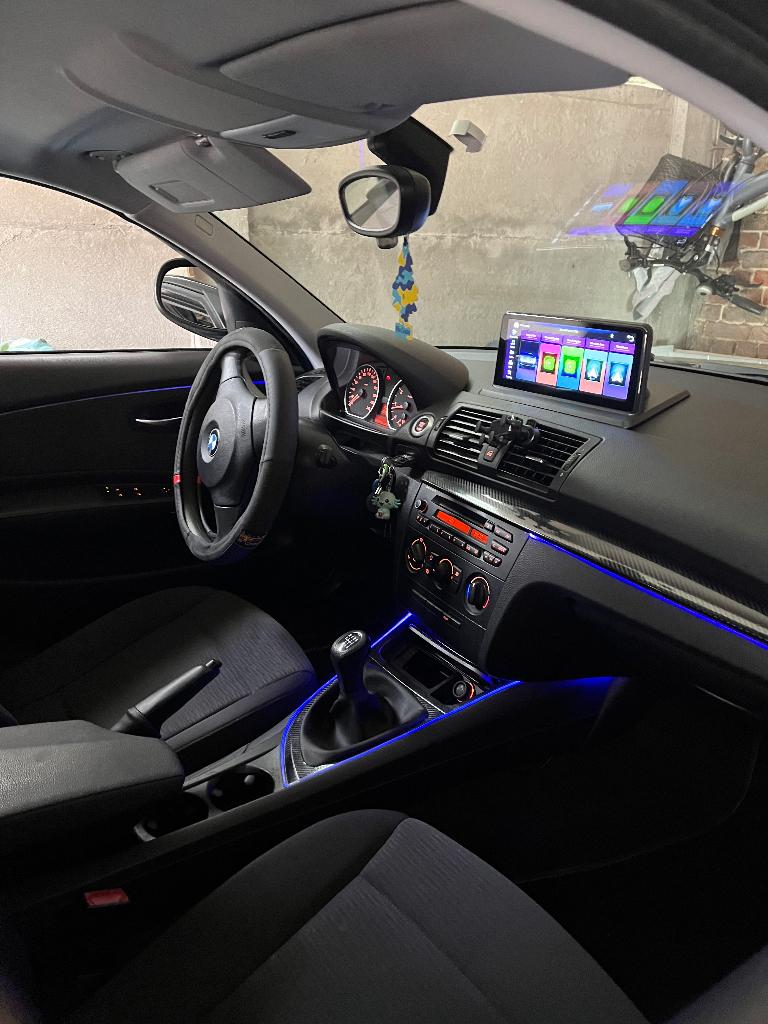 BMW Series 1  2.0 2010/2011, Auto's, 90 kW, Euro 5, Overige bekleding, Zwart