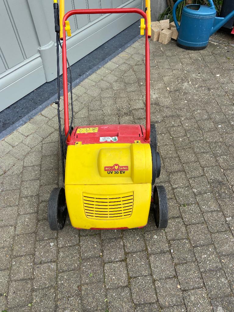 Verticuteermachine electrisch, Ophalen