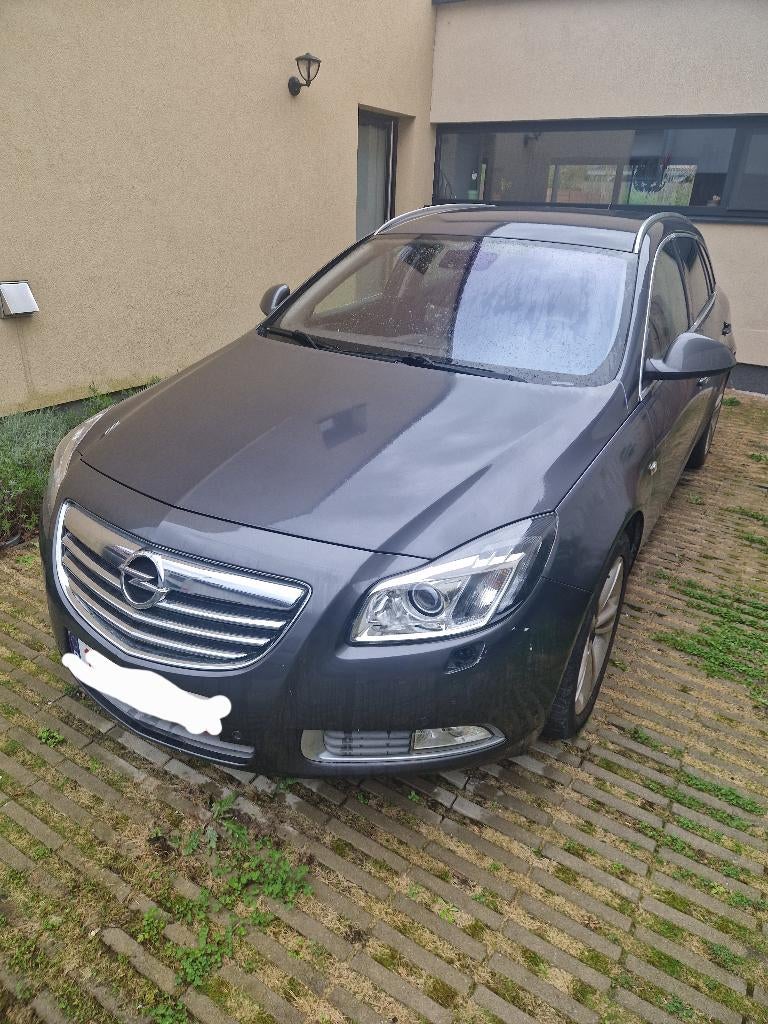 Opel insigna sport tourer benzine (prijs bespreekbaar), Auto's, Voorwielaandrijving, Euro 5, 4 cilinders, Particulier