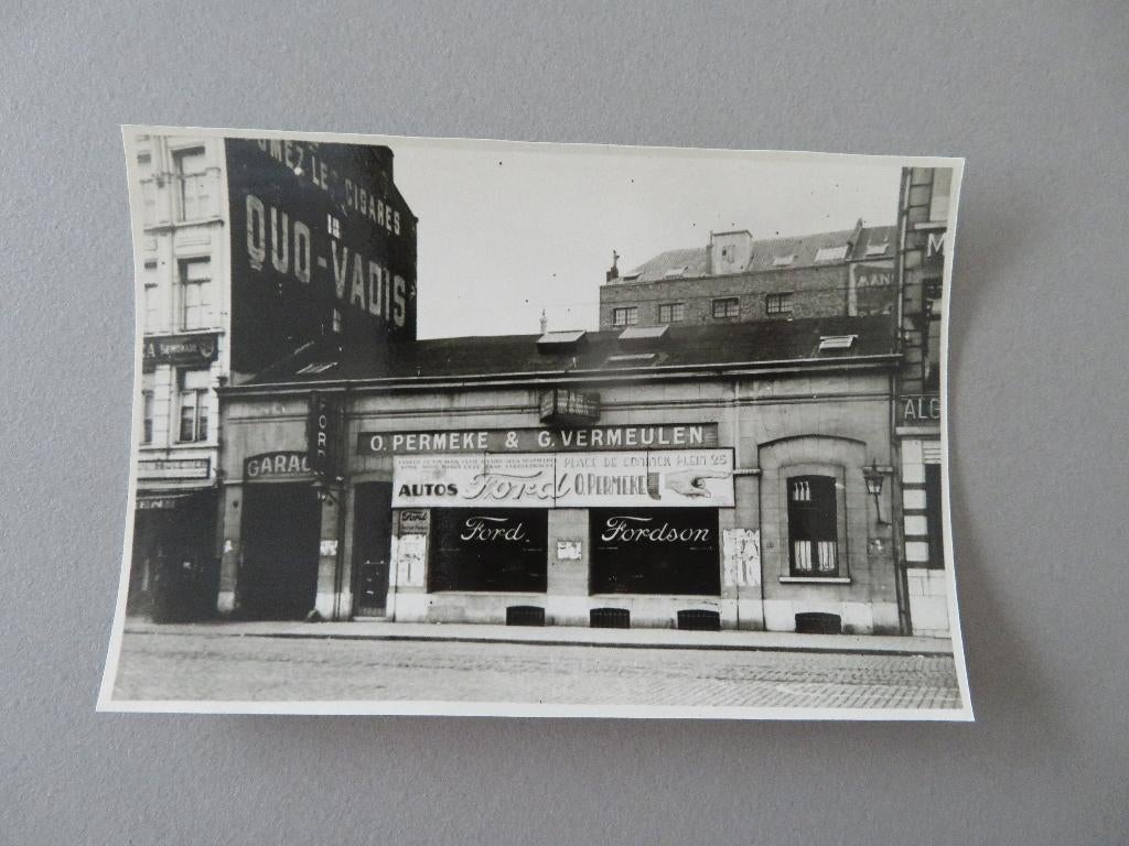 1929 Ford garage Permeke - Vermeulen statieplein Astridplein, Enlèvement ou Envoi, Avant 1940, Photo, Comme neuf