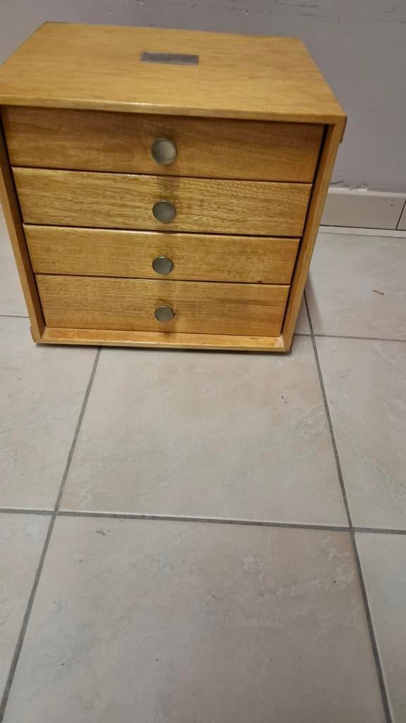 Gero Zilvium ménagère complète ( réservé), Enlèvement, Bois