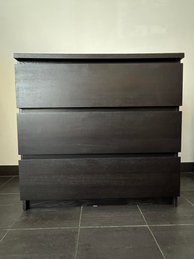MALM ladekast - zwartbruin - 3 lades, Maison & Meubles, Armoires | Commodes, Utilisé, Moins de 100 cm, 50 à 100 cm, 25 à 50 cm