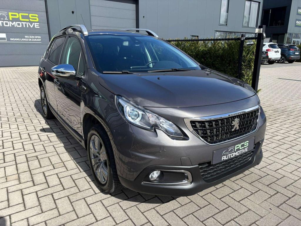 Peugeot 2008 1.2 Benzine / 70.000 km / 2017 / 12 mnd Waarbor, Auto's, Peugeot, Stof, Gebruikt, 1199 cc, Bedrijf