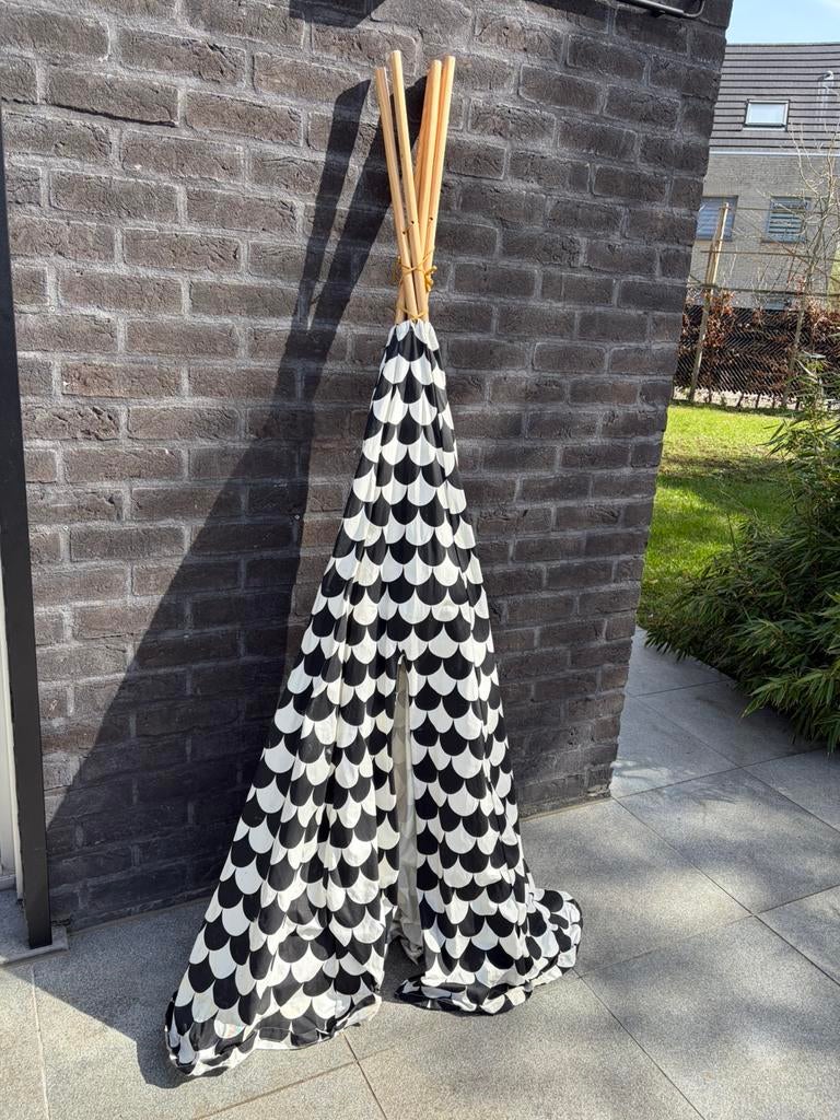 Nobodinoz speeltent tipi, Enlèvement, Comme neuf