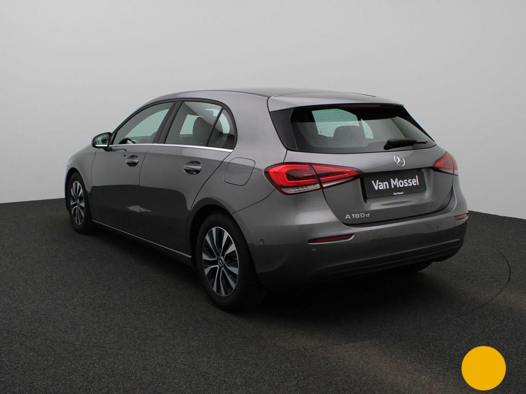 Mercedes-Benz A-Klasse A180D DCT Business Solution Carplay |, Autos, Entreprise, 116 ch, Electronic Stability Program (ESP), 5 portes