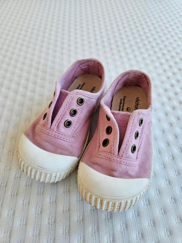 Babyschoentjes Victoria maat 24, Kinderen en Baby's, Ophalen, Schoentjes, Meisje, Zo goed als nieuw