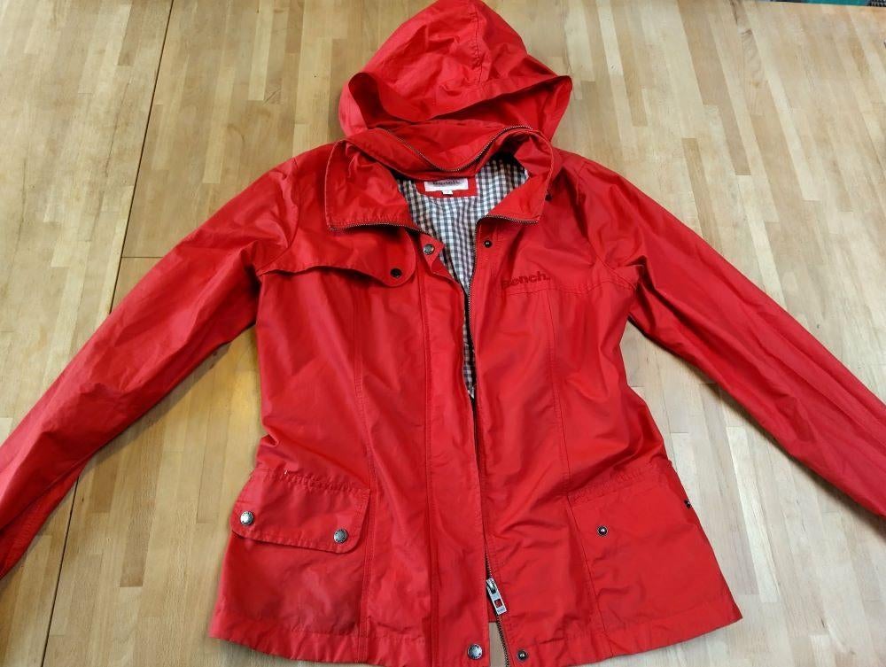 Damesregenjasje BENCH, Kleding | Dames, Jassen | Zomer, Gedragen, Maat 38/40 (M), Rood, Ophalen of Verzenden
