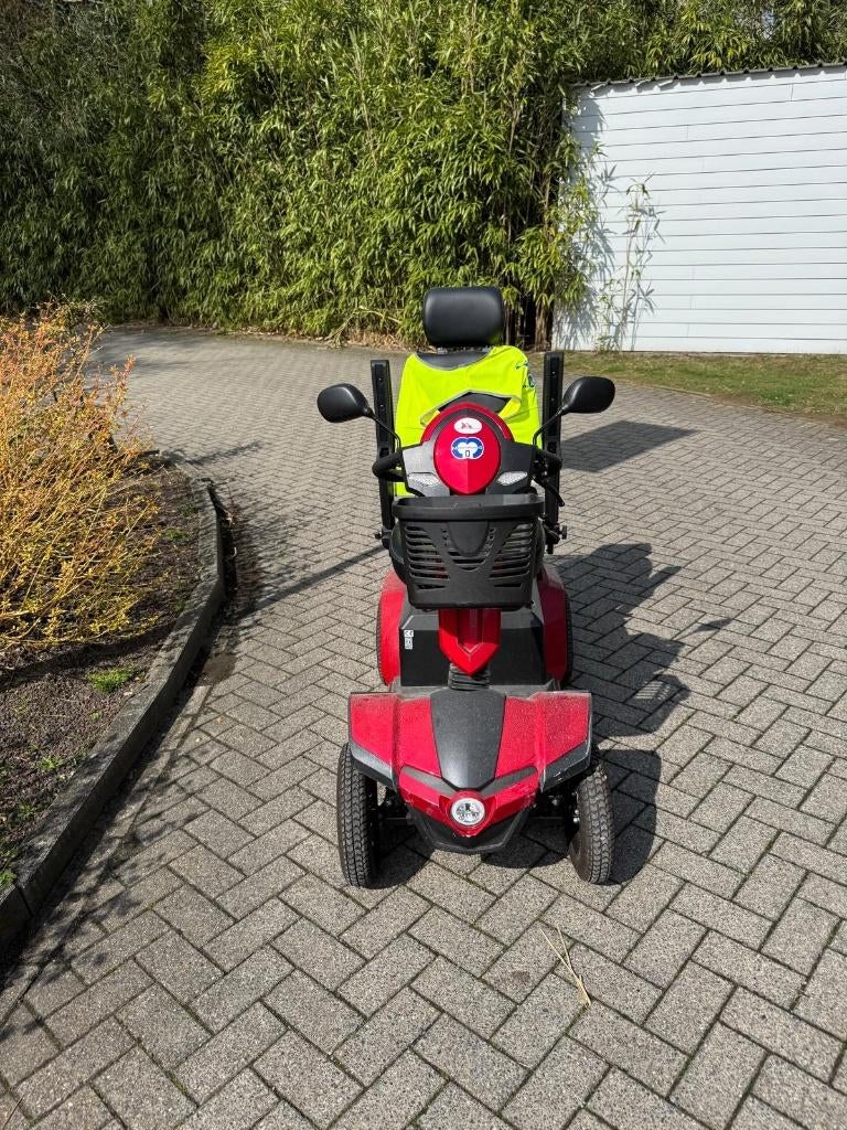 Voor Senioren - Een Mooie Rode Scooter Mobiel VERMEIREN, Diversen, Ophalen, Zo goed als nieuw, 36 t/m 45 km, Vermeiren