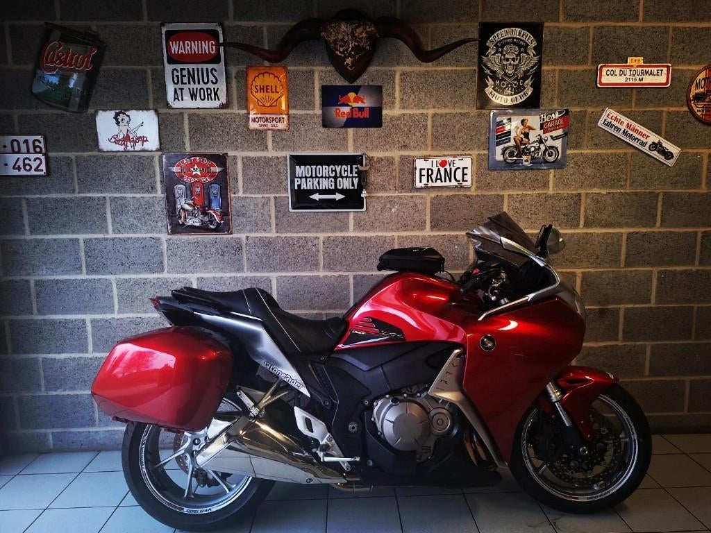 Honda Vfr 1200 F, Motoren, Motoren | Honda, 4 cilinders, Motorrijbewijs A, Sportuitlaat, Particulier