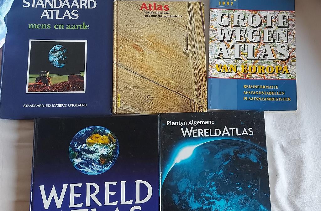 Atlassen allerhande, Boeken, Ophalen, Wereld