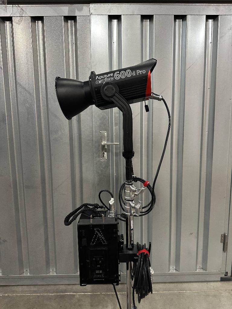 Aputure LS 600D pro daylight, Ophalen, Gebruikt