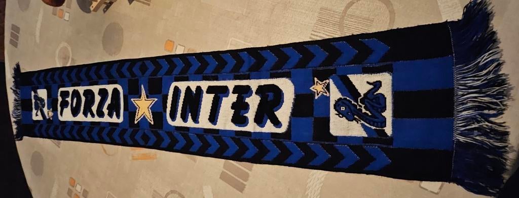 Inter Milan voetbalscarf
De afbeelding toont een, Ophalen of Verzenden, Zo goed als nieuw