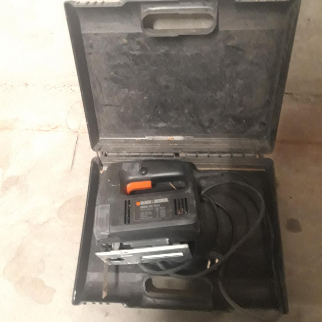 Saw Magchientje, Bricolage & Construction, Moins de 600 watts, Moins de 30 mm, Black & Decker, Enlèvement