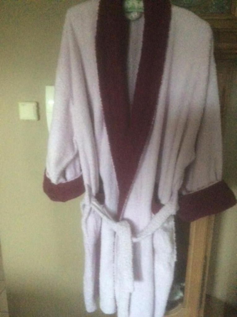 PEIGNOIR HOMME/FEMME taille 50/52, Enlèvement ou Envoi, Taille 52/54 (L)