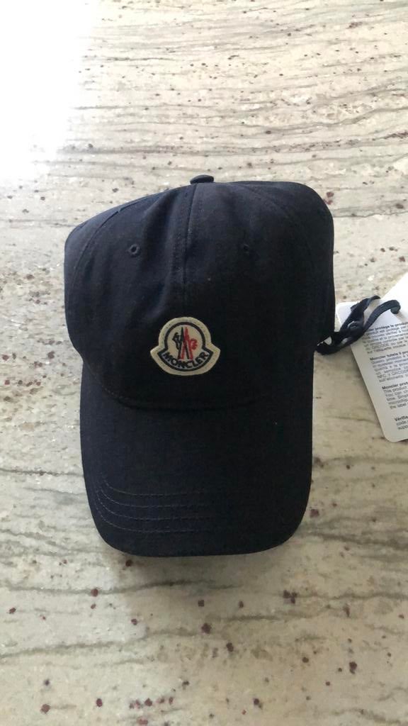 MONCLER casquette bleu marine, Enlèvement ou Envoi, Comme neuf, Casquette