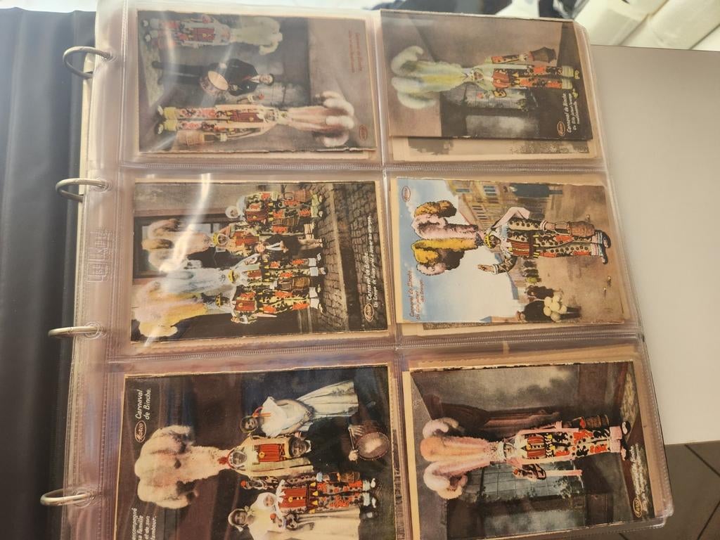 Collection de cartes postales anciennes, Collections, Enlèvement