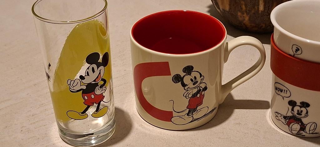 Maya de bij. Plop. Disney. 2€/stuk, Ophalen