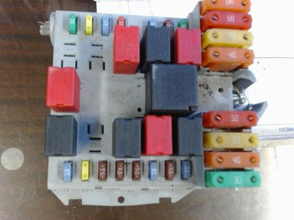 Boitier fusibles Citroen Jumper 3 3.0HDi 1349948080 (252), Autos : Pièces & Accessoires, Autres pièces automobiles, Enlèvement