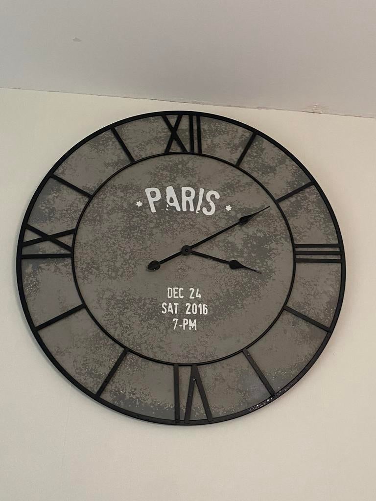 Klok, Ophalen, Zo goed als nieuw