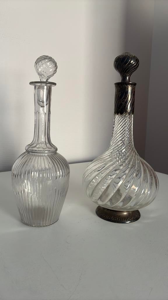 Glazen wijnkaraffen, Ophalen