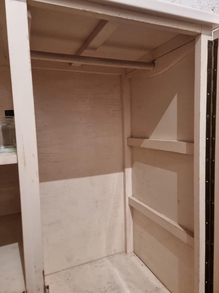 Oude vintage kinderkleerkast wit, Kinderen en Baby's, Ophalen