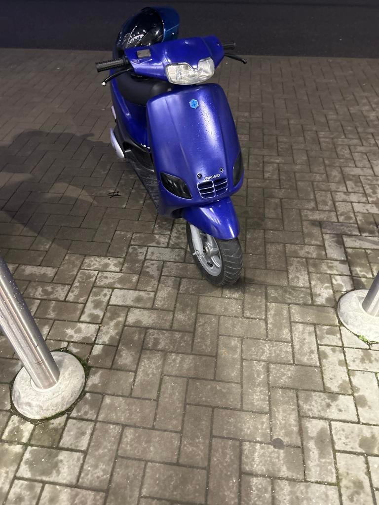 Scooters gezocht!, Ophalen, Zo goed als nieuw, Zip