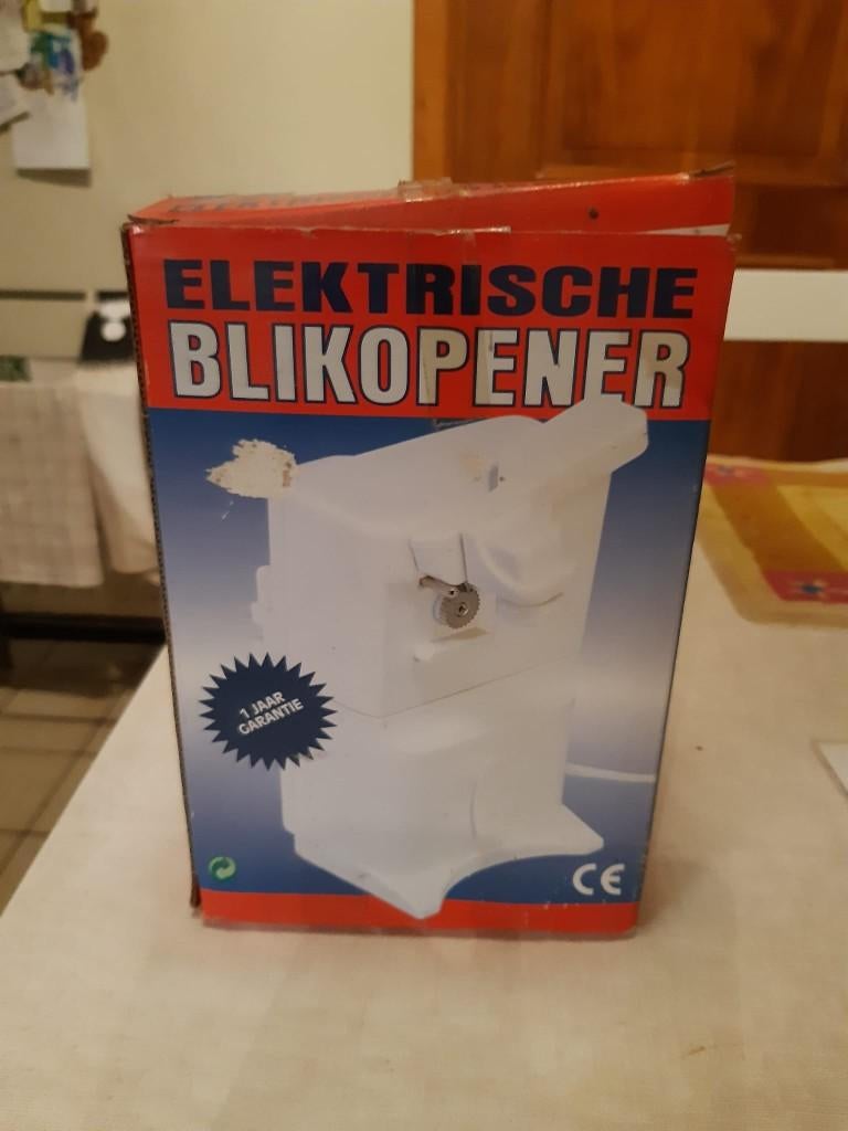 Elektrische blikopener, Ophalen