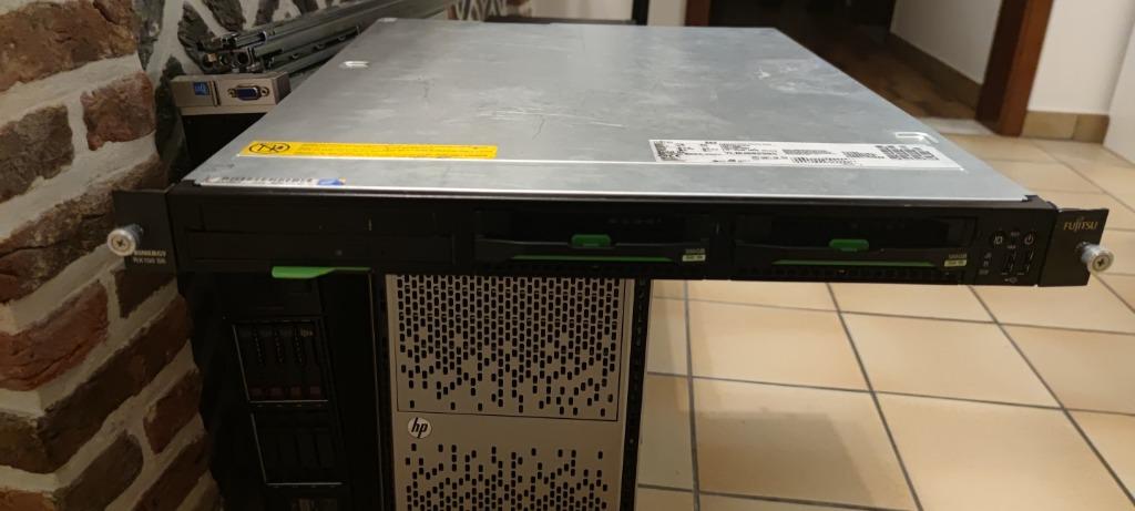 Serveur Fujitsu Primergy RX100 S6: X3430 32Gb RAM 2x2Tb HDD, Ophalen, Gebruikt