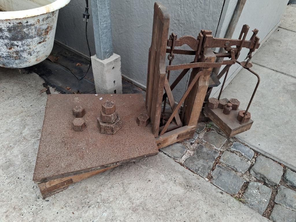 Ancienne échelle, Antiquités & Art, Enlèvement