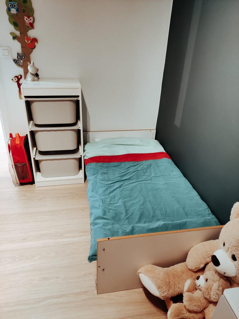 Kinderbed 140x70 met matras en lakentjes, Ophalen, Gebruikt, 70 tot 85 cm, 140 tot 160 cm