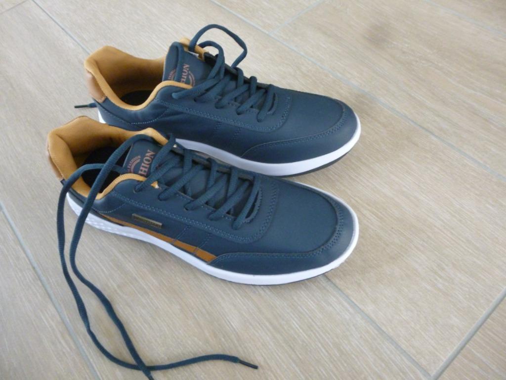 chaussures de sport, Neuf, Chaussures de sports, Enlèvement, Bleu