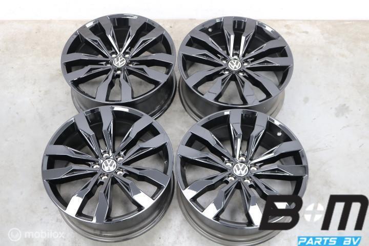 ORIGINEEL! 20 inch Suzuka velgen VW Tiguan 5NN601025Q, Auto-onderdelen, Gebruikt, Velg(en), Personenwagen, 20 inch