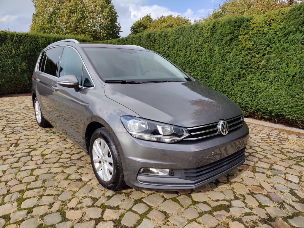Volkswagen Touran 1.4 TSI DSG Highline, Autos, Volkswagen, Argent ou Gris, Achat, Entreprise, Carnet d'entretien