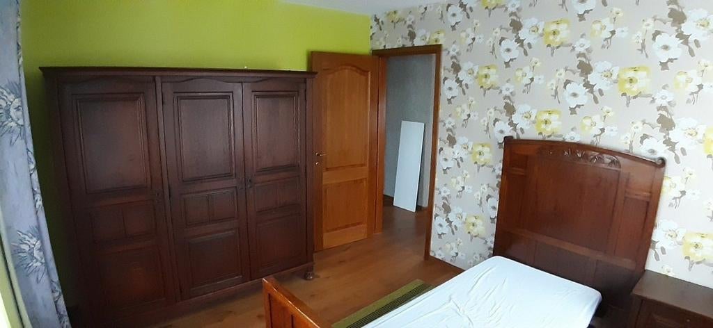 Huisgenoot gezocht. Kamer aangeboden