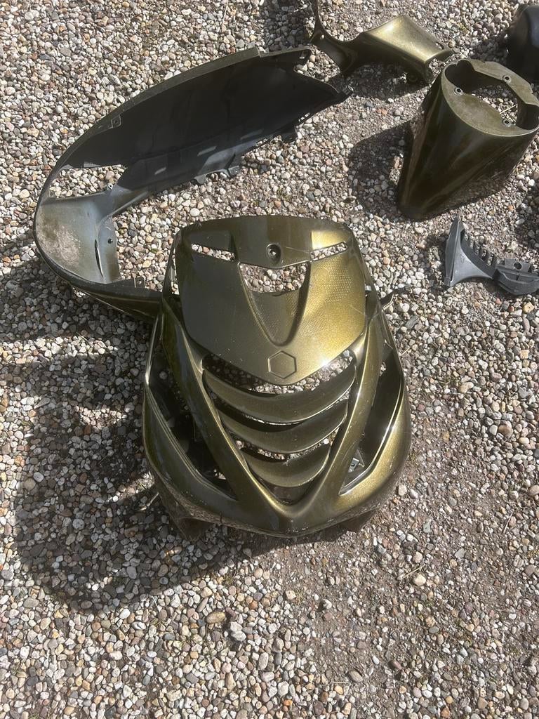 Lot de pièces de piaggo zip pour pièces, Caravanes & Camping, Pompes à air, Enlèvement ou Envoi, Utilisé