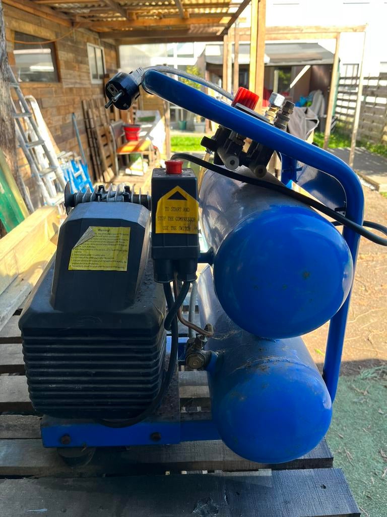 Compresseur vanamaxx, Doe-het-zelf en Bouw, Motoren, Ophalen of Verzenden, Zo goed als nieuw