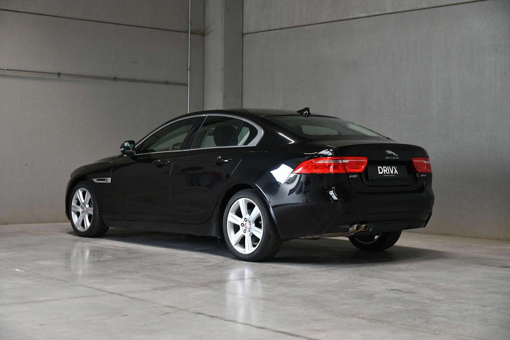 Jaguar XE 2.0 D - Prestige - Stuurverw. - Cruise - Camera, Auto's, Jaguar, Automaat, 4 deurs, Achterwielaandrijving, 4 cilinders