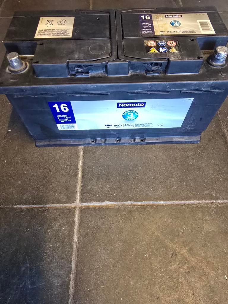 Av Batterie moteur  95 ah, Enlèvement, Utilisé