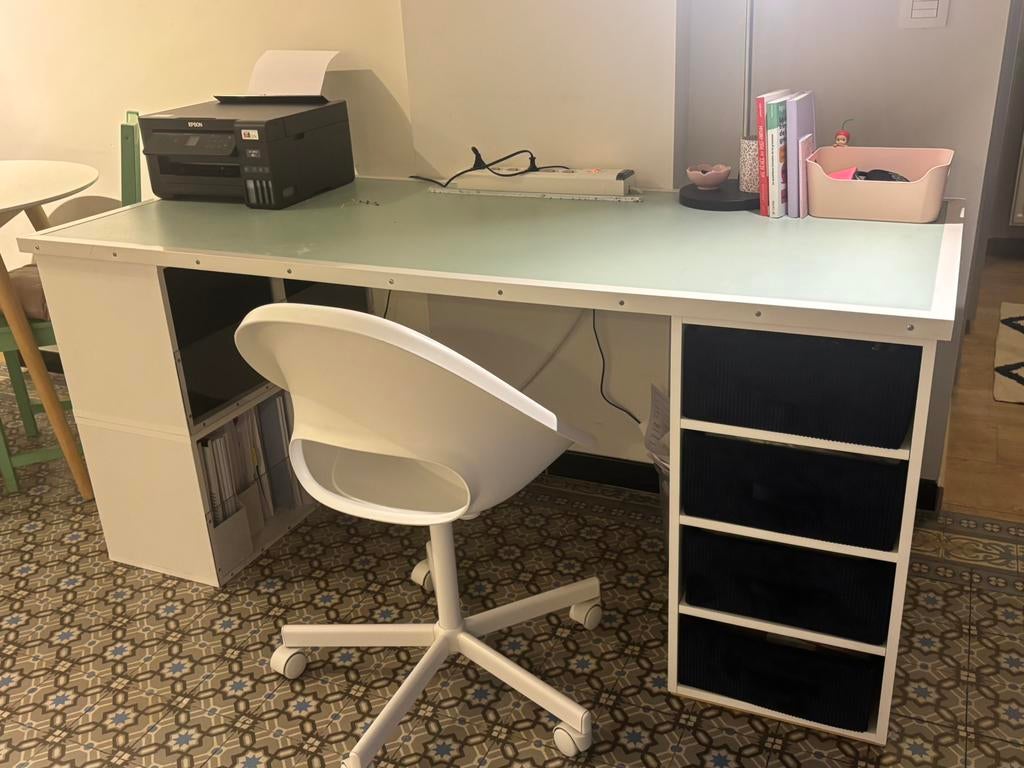 Bureau, chaise de bureau et lampe de bureau, Maison & Meubles, Bureaux, Bureau d'écolier, Classique, Enlèvement, Blanc