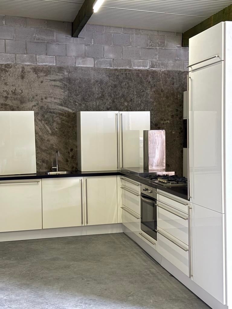 Moderne hoogglans wit Keuken inclusief aparatuur+levering, Huis en Inrichting, Ophalen, Zo goed als nieuw, Wit