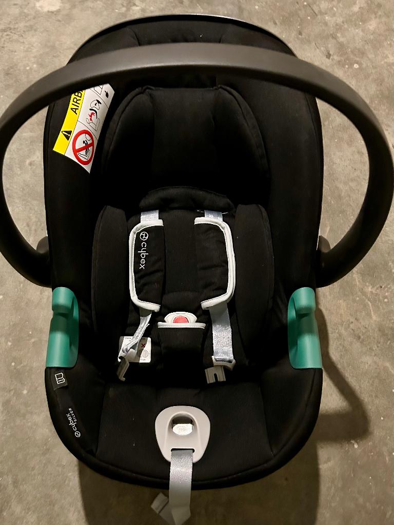 Cybex aton, Kinderen en Baby's, Autostoeltjes, Autogordel of Isofix, 0 t/m 18 kg, Verstelbare rugleuning, Zo goed als nieuw