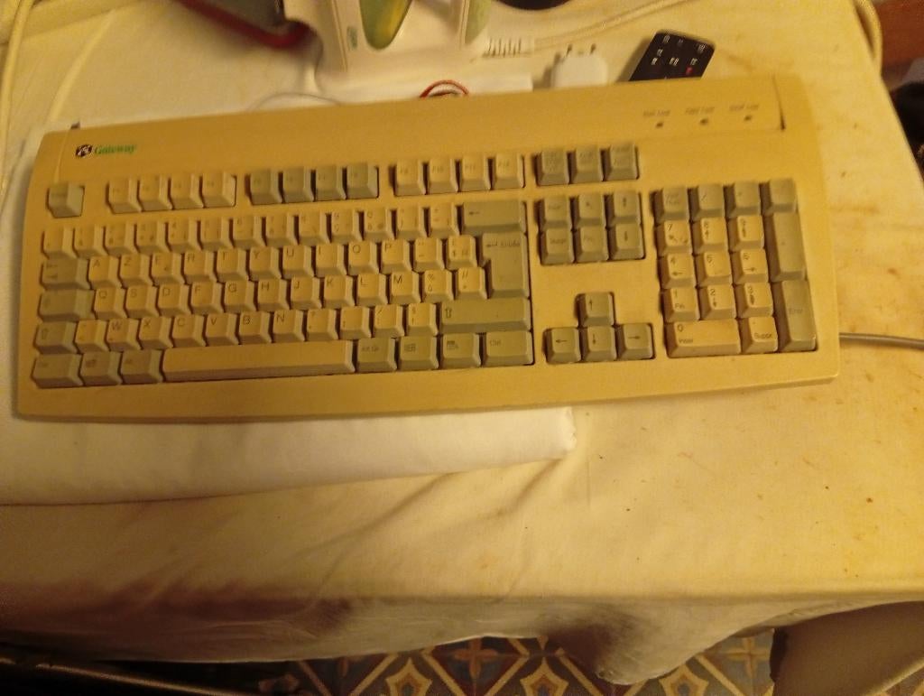 Clavier gatewey occasion en bon état avec cable. pour 25€, Ophalen of Verzenden, Gebruikt