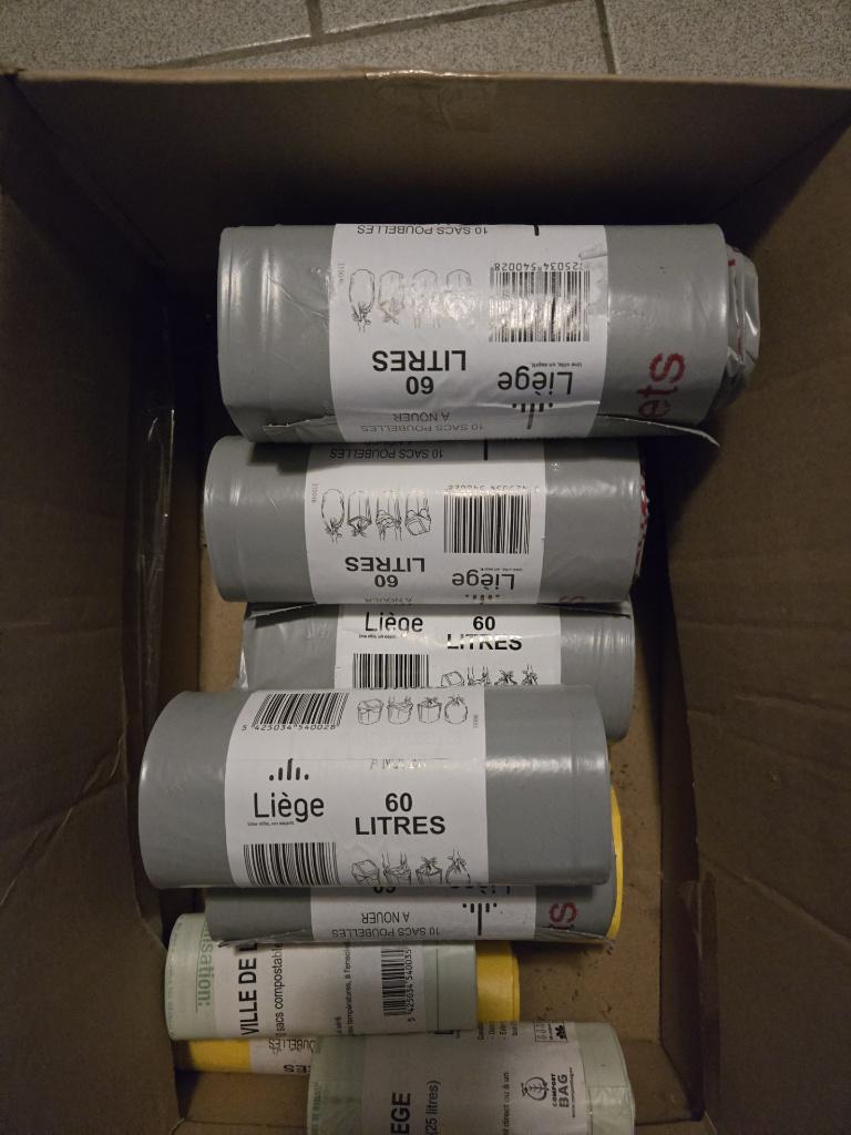 sac poubelle, Enlèvement, Neuf