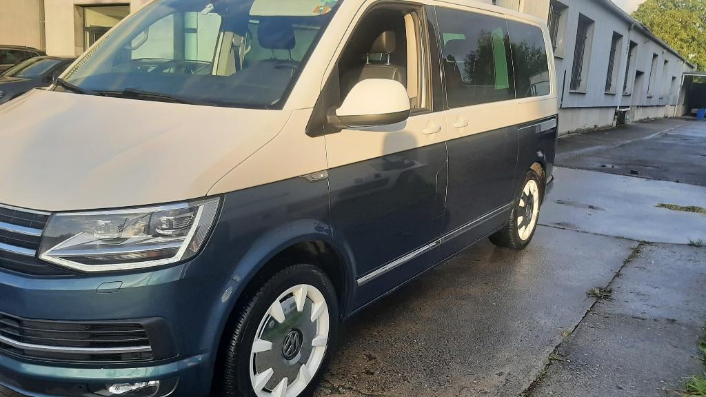 VW CARAVELLE VOLLEDIGE OPTIE 29900TVAC, Auto's, Volkswagen, Monovolume, 1995 cc, 3000 kg, Leder