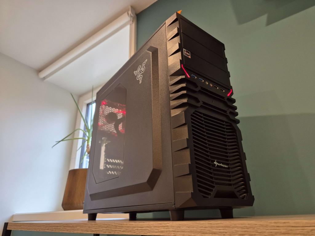 SHARKOON GAMING | RTX 3060 Ti 8GB, R5 2600, 16GB DDR4, 512GB, Informatique & Logiciels, Niet ingevuld, Virtual Reality, Niet ingevuld