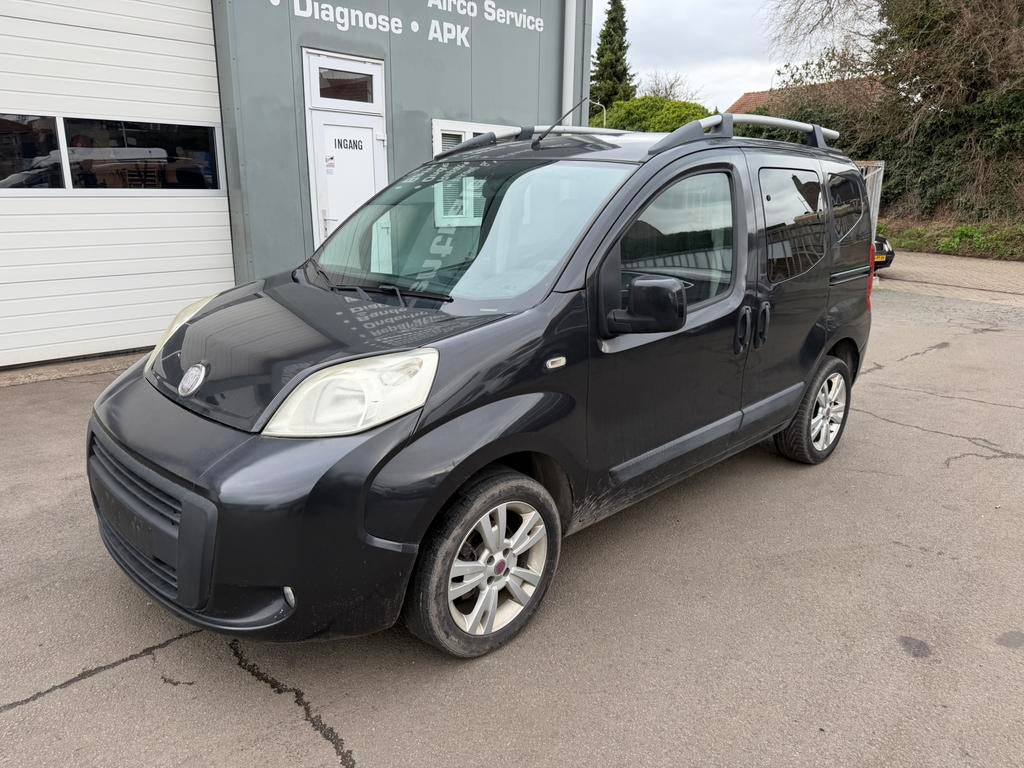 Fiat Qubo 1.4i Bouwjaar 2011 AIRCO ! ! !, Auto's, Fiat, Voorwielaandrijving, Zwart, Zwart, Bedrijf