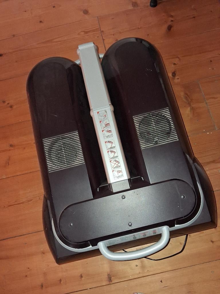 Zonnebank compact, Electroménager, Solarium, Banc solaire & Bronzage facial, Enlèvement, Utilisé, Banc solaire simple face, Moins de 10 lampes