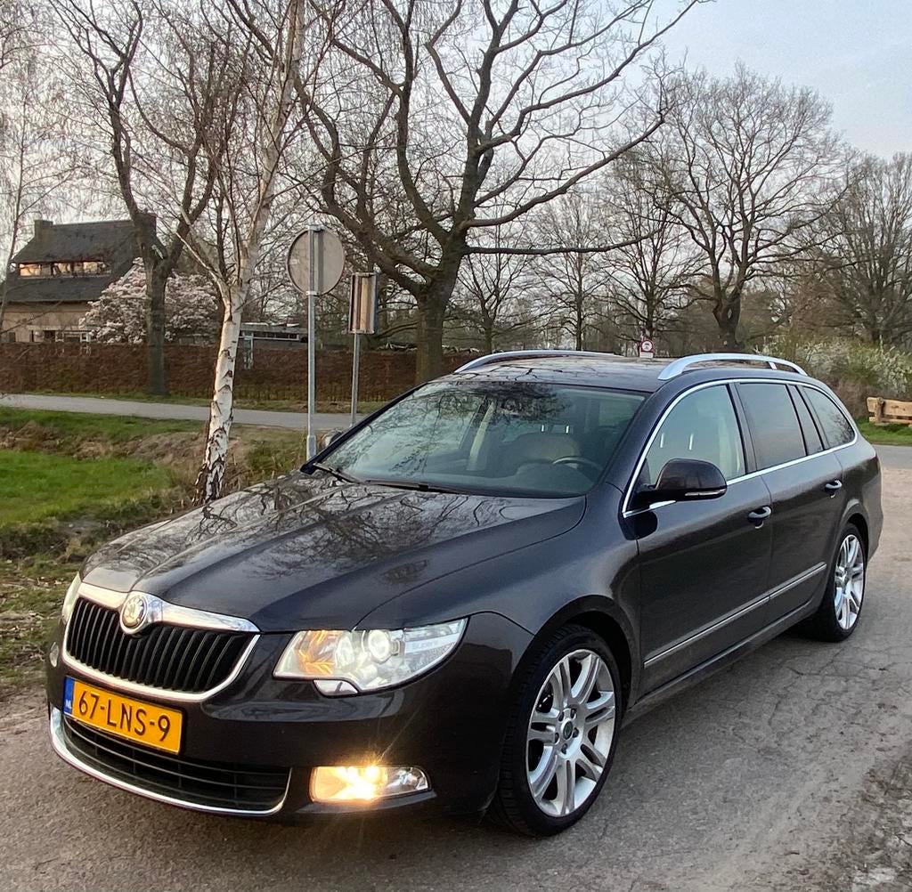 SKODA Superb 1.8 TSI Elegance Business Line, Auto's, Handgeschakeld, Particulier, Cruise Control, Superb
